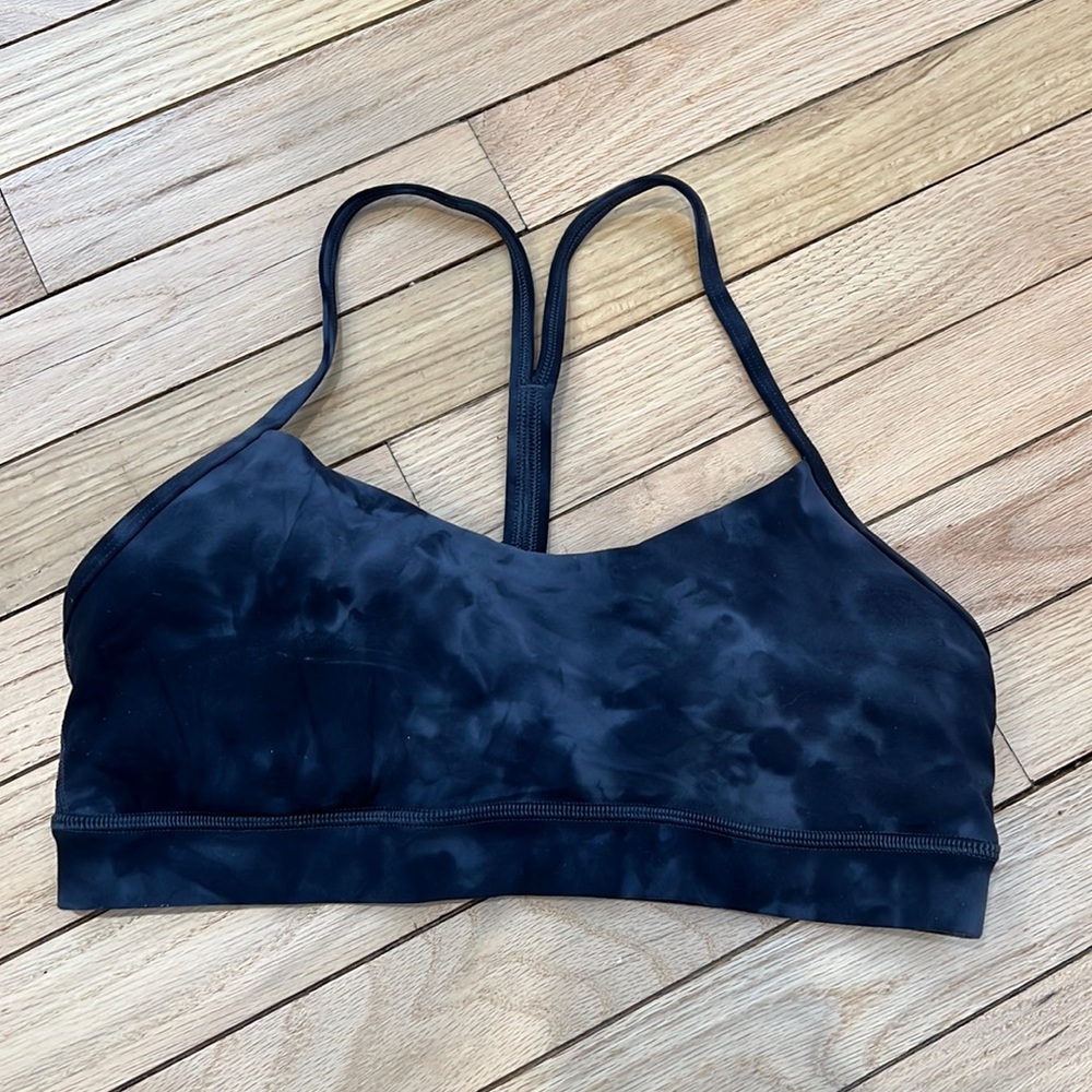 Lululemon flow y nulu bra